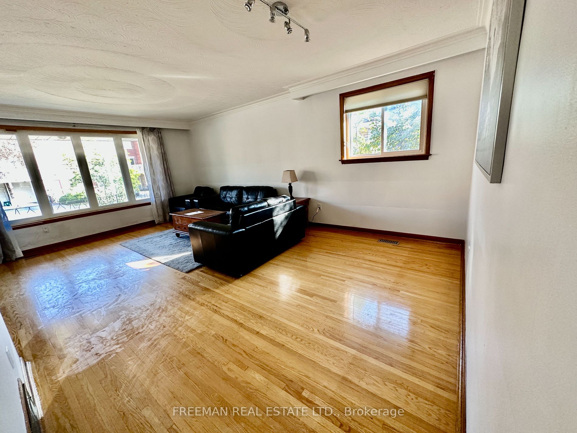 50 Lemonwood Drive