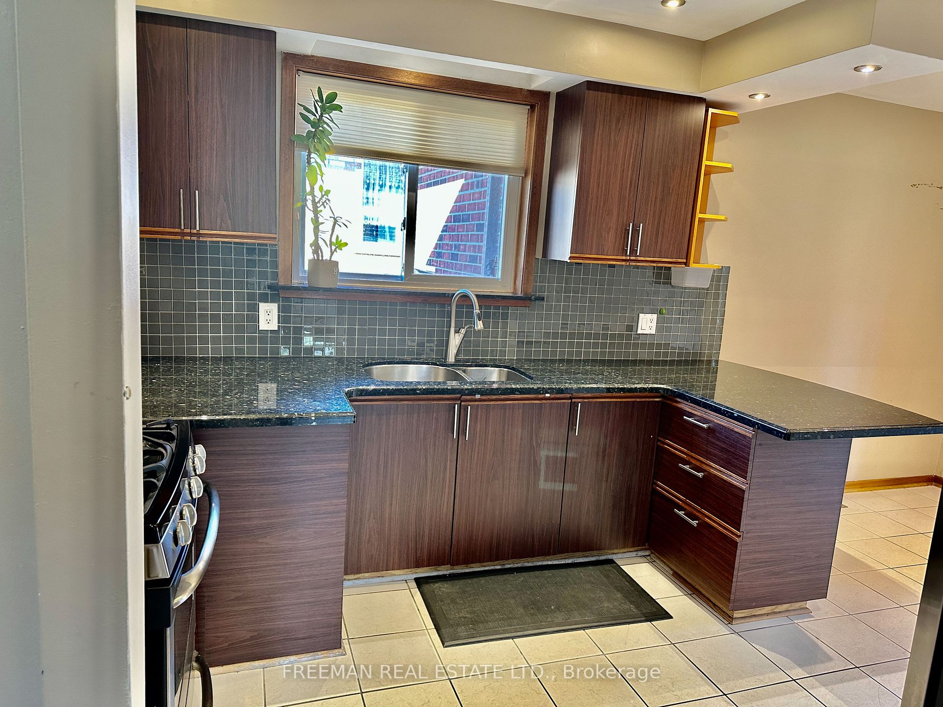50 Lemonwood Drive