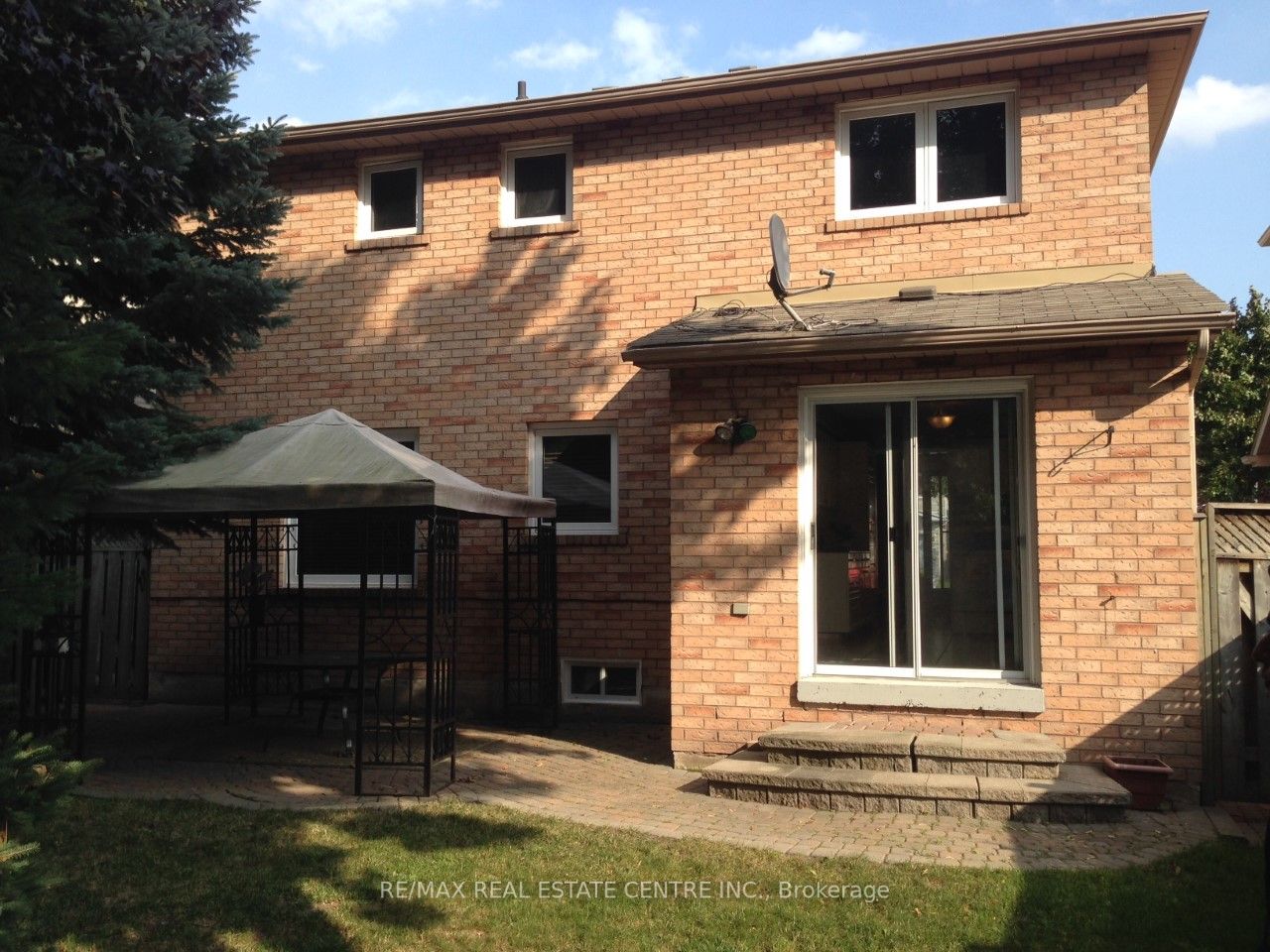 1431 Emerson Lane