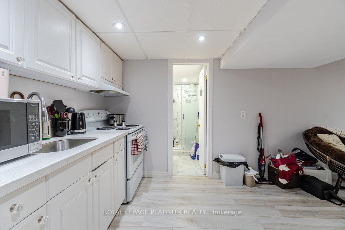 63 Faludon Dr