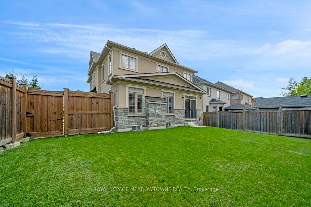 9 Cedarholme Avenue
