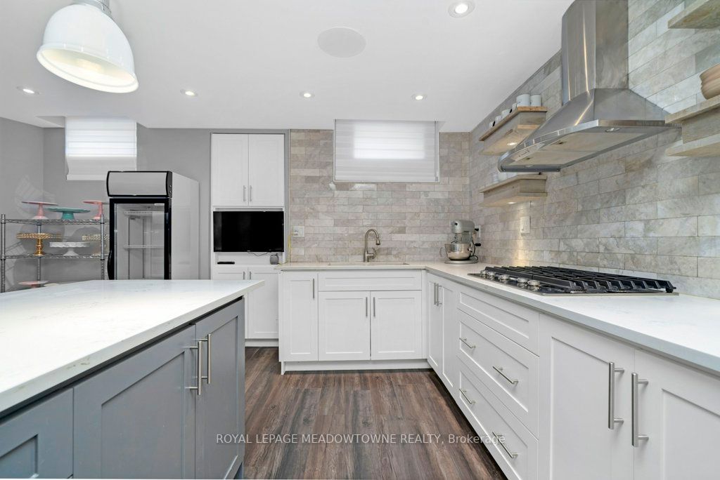 9 Cedarholme Avenue