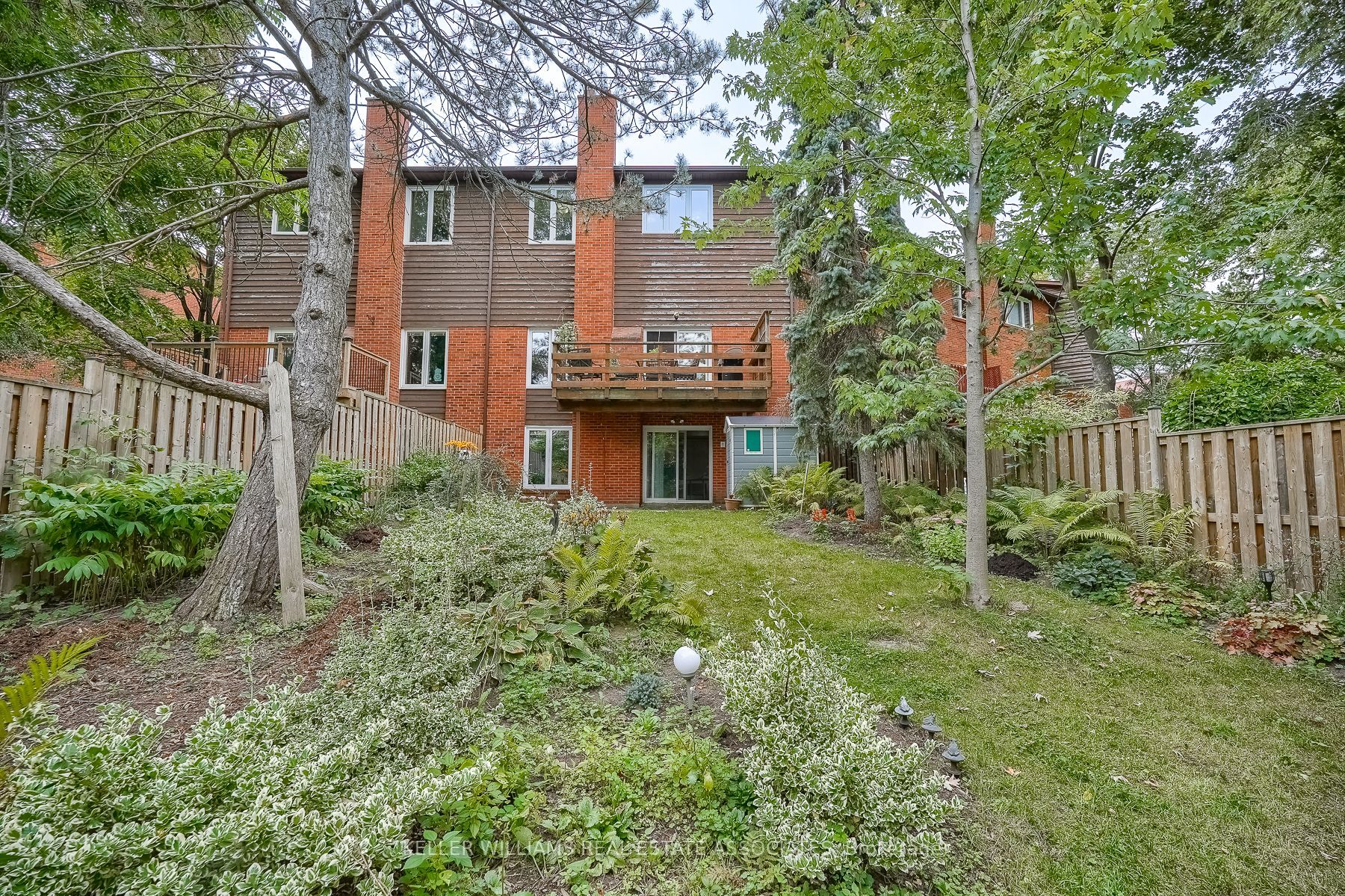 1220 Cornerbrook Pl
