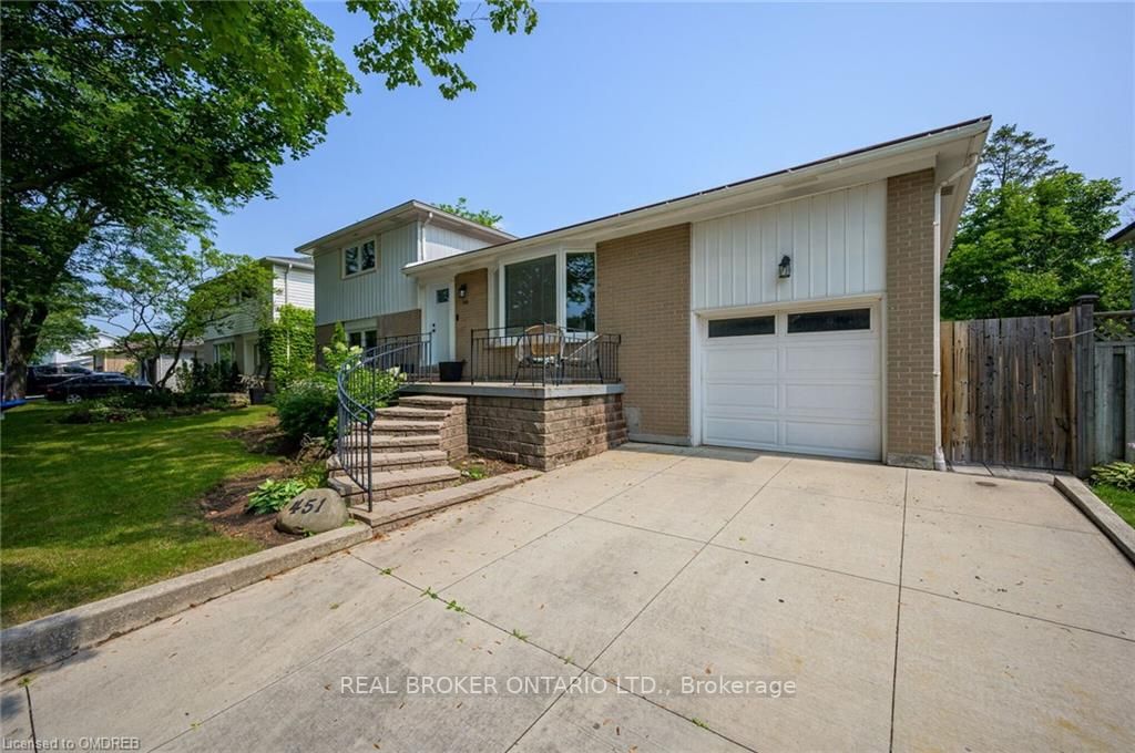 451 Sunset Dr
