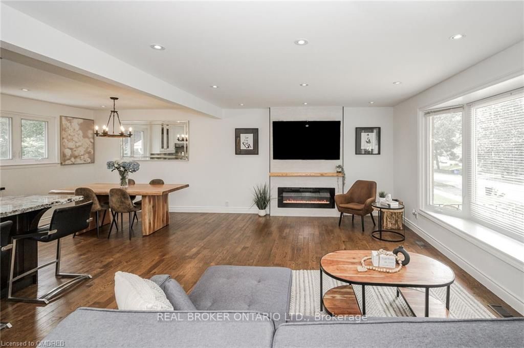 451 Sunset Dr