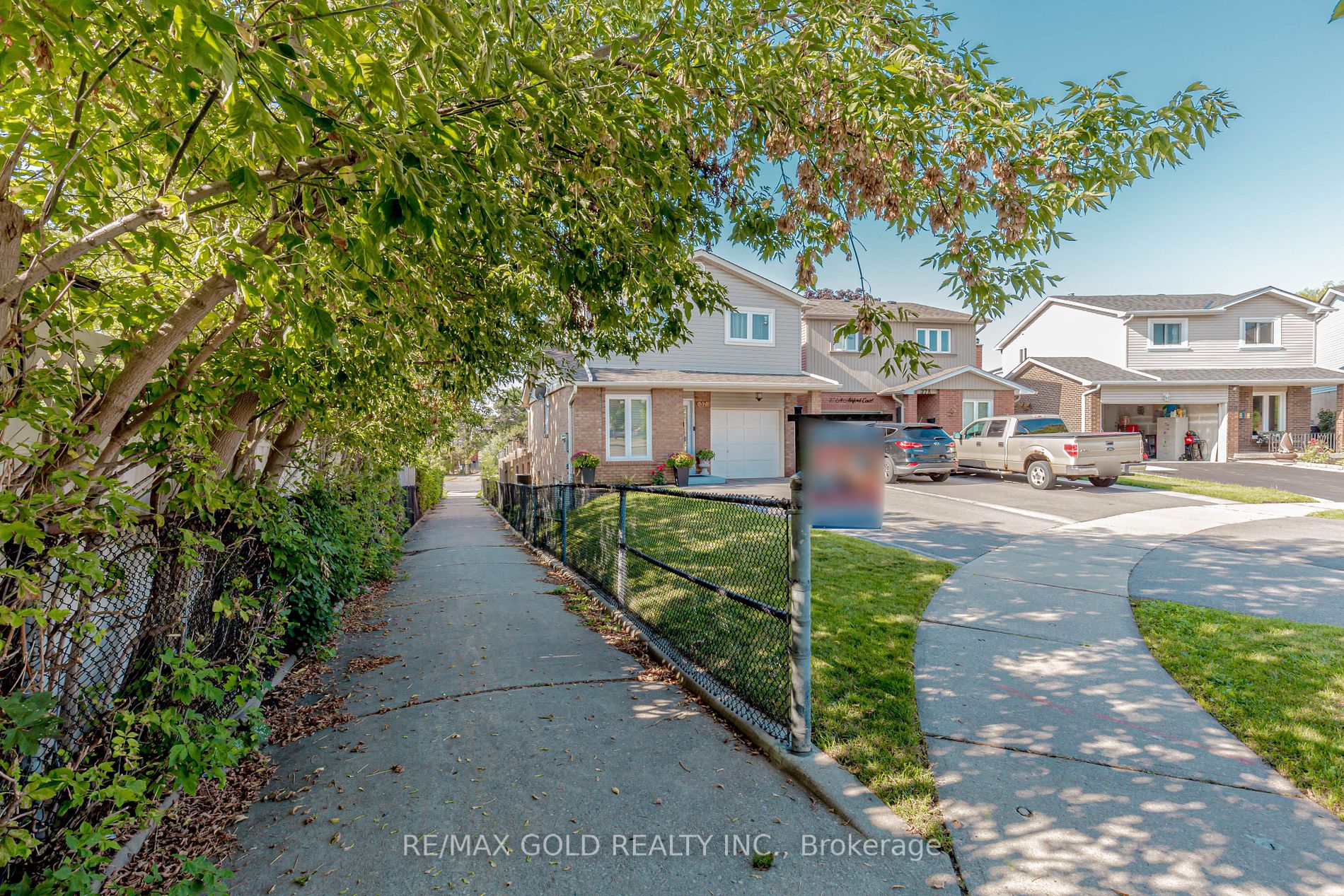 37 Ashford Crt
