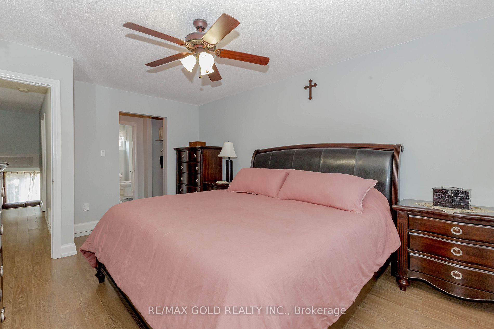 37 Ashford Crt