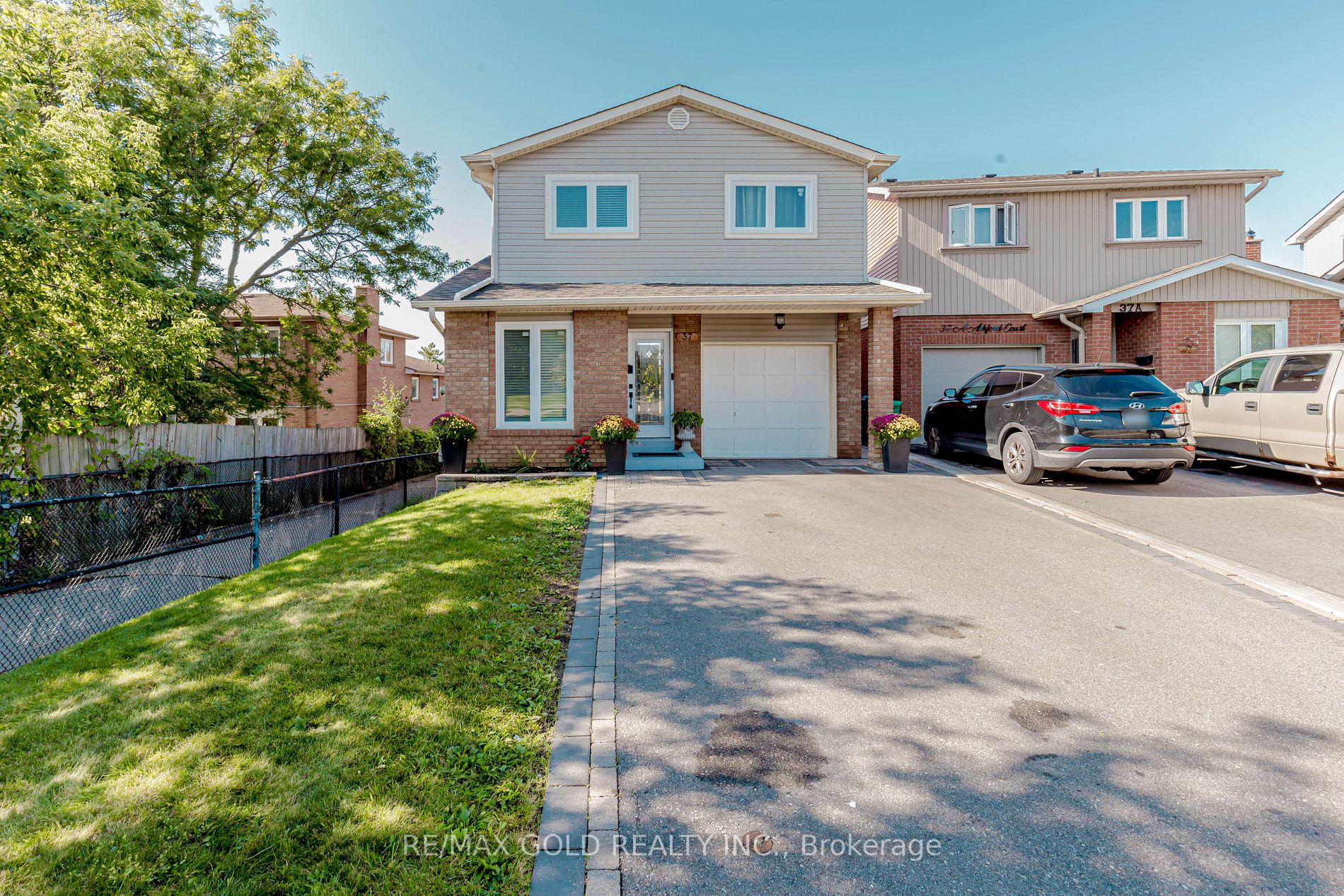 37 Ashford Crt