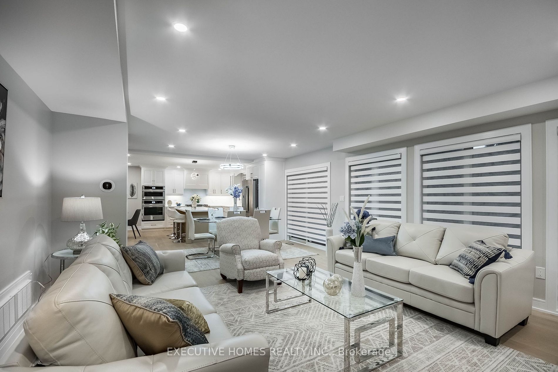185 Hendrie Ave