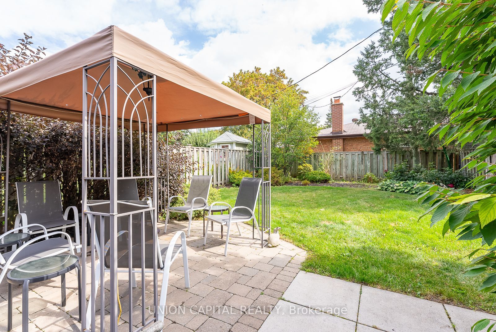37 Callowhill Dr
