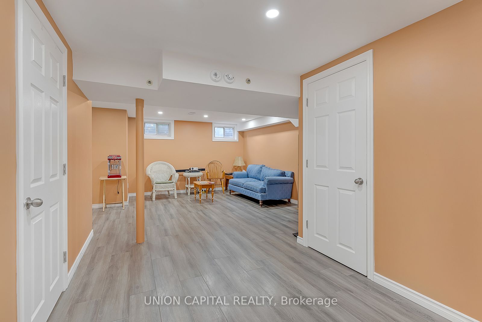 37 Callowhill Dr