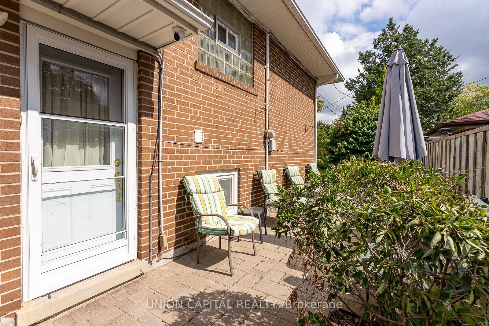 37 Callowhill Dr