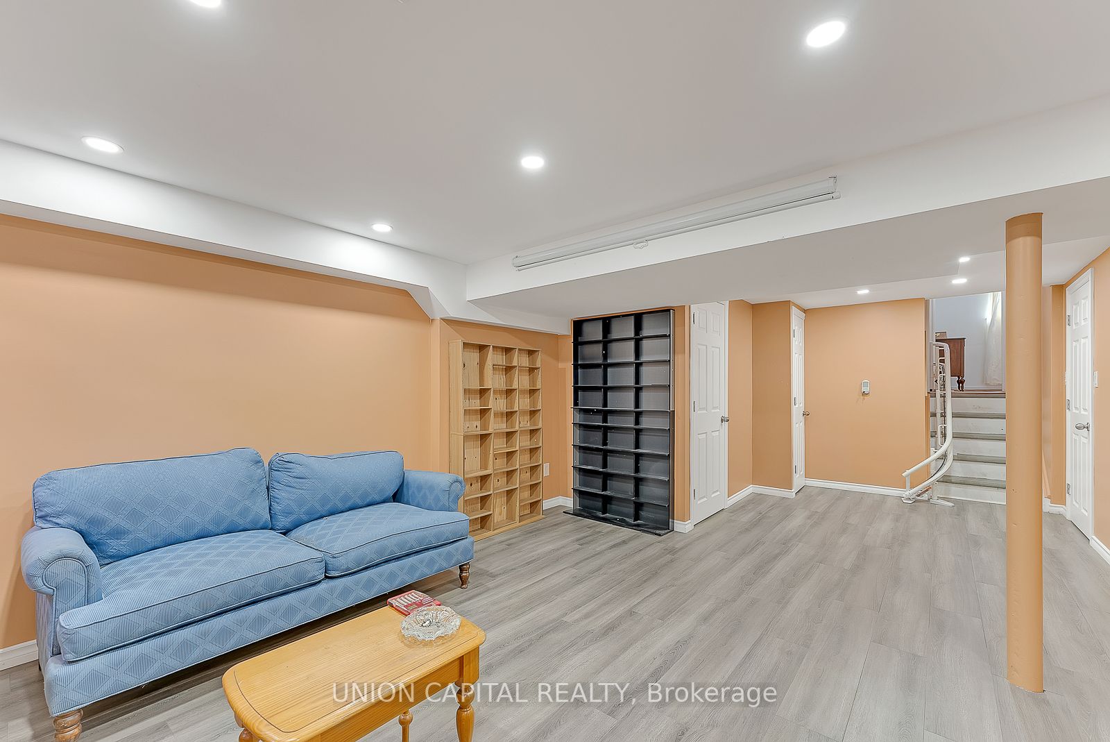 37 Callowhill Dr