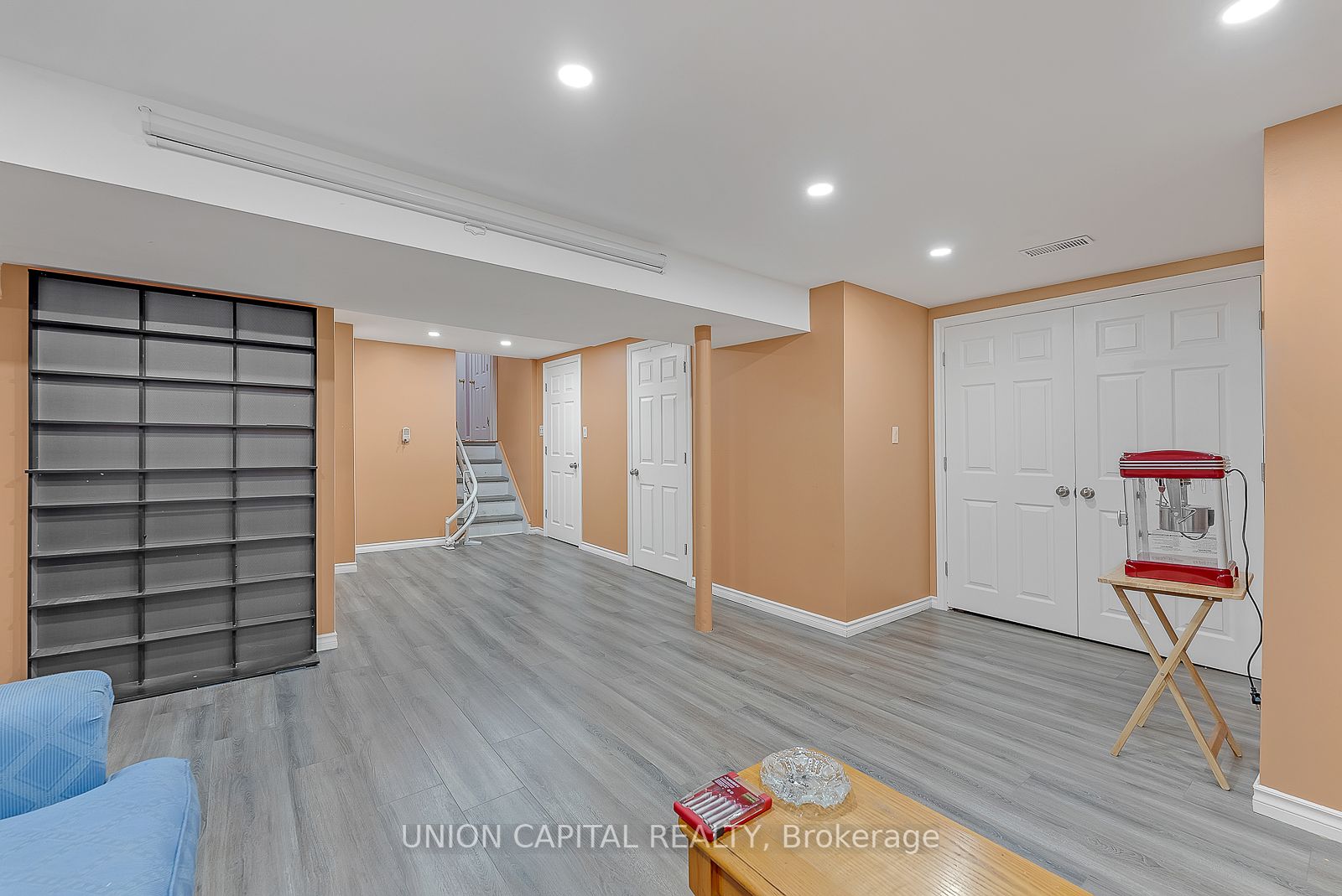 37 Callowhill Dr