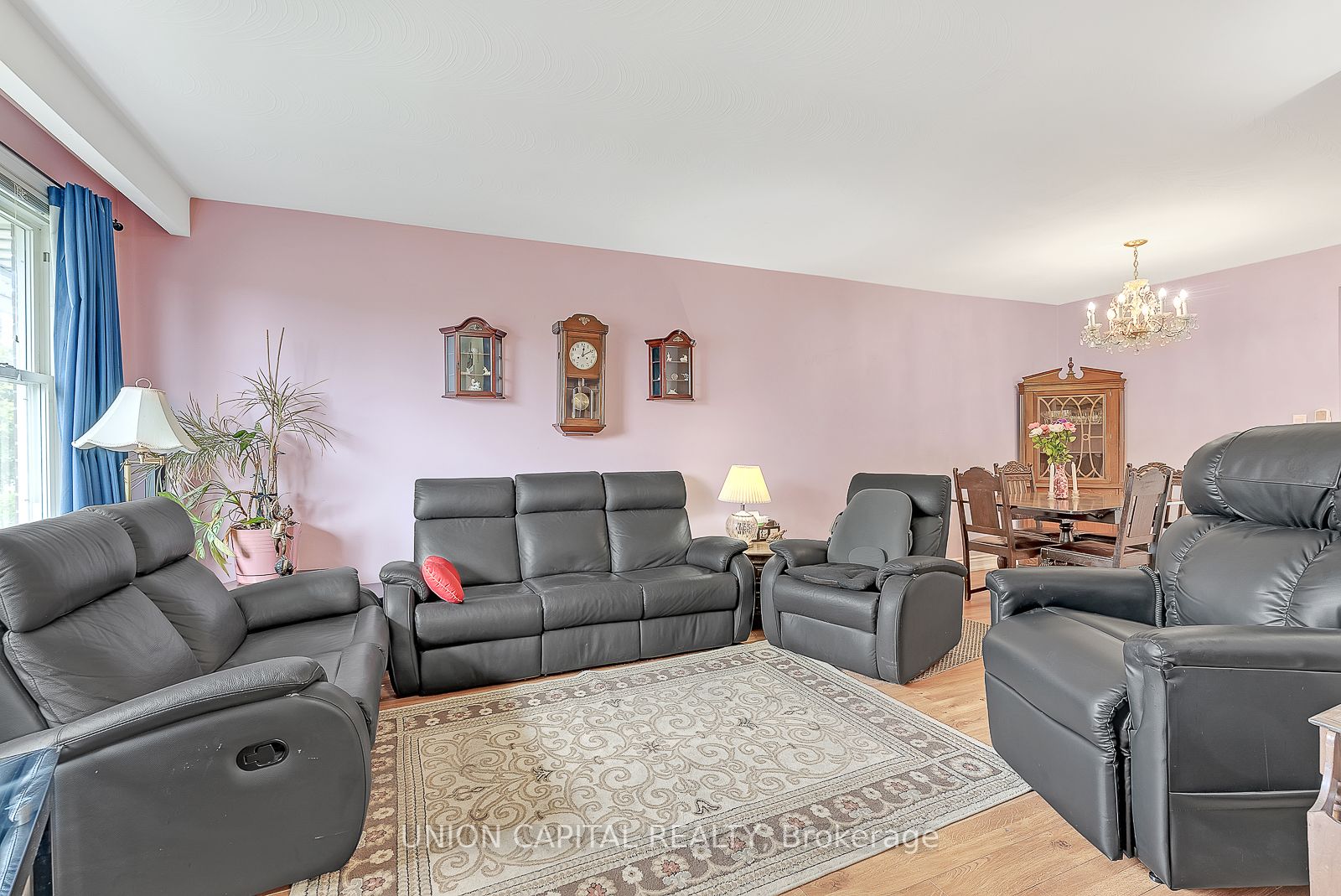 37 Callowhill Dr