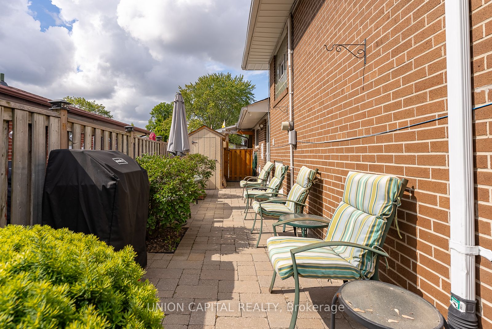 37 Callowhill Dr