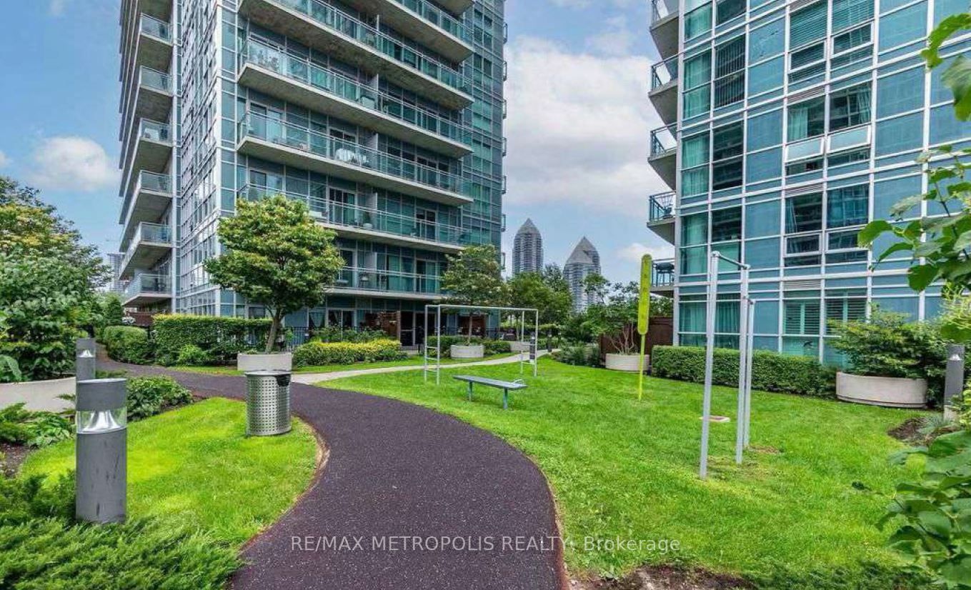 165 Legion Rd N, #634