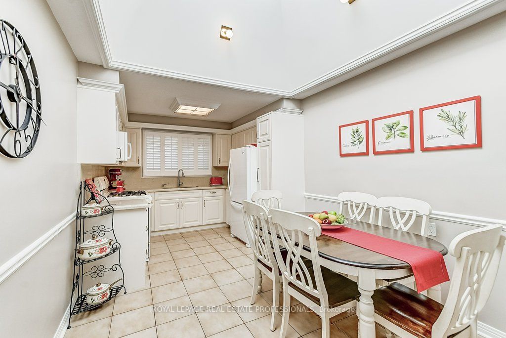 25 Katie Crt