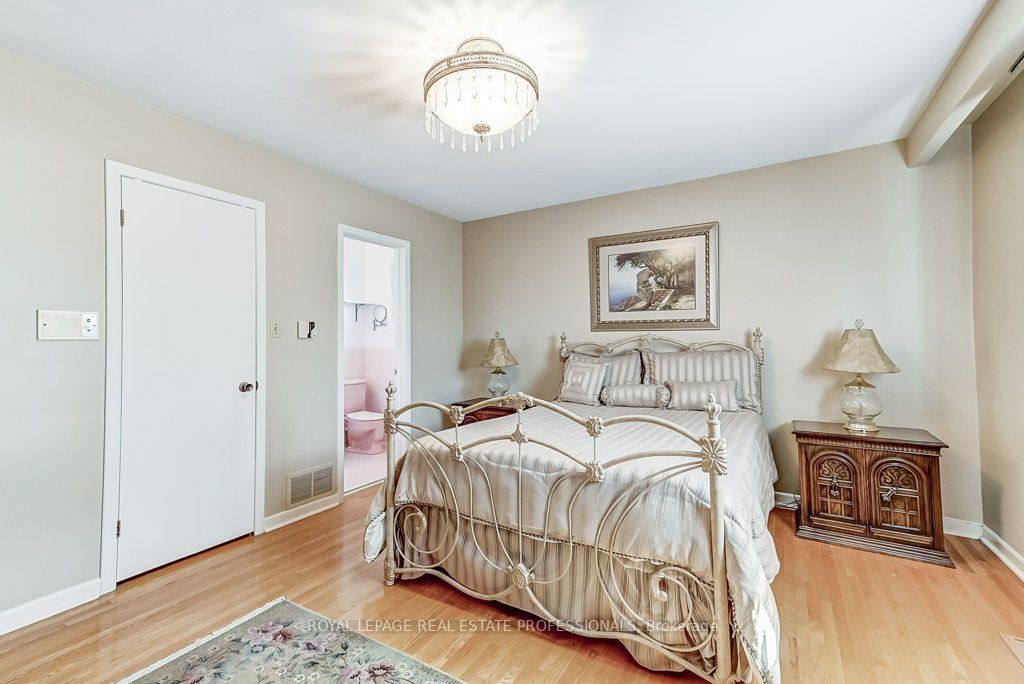 25 Katie Crt