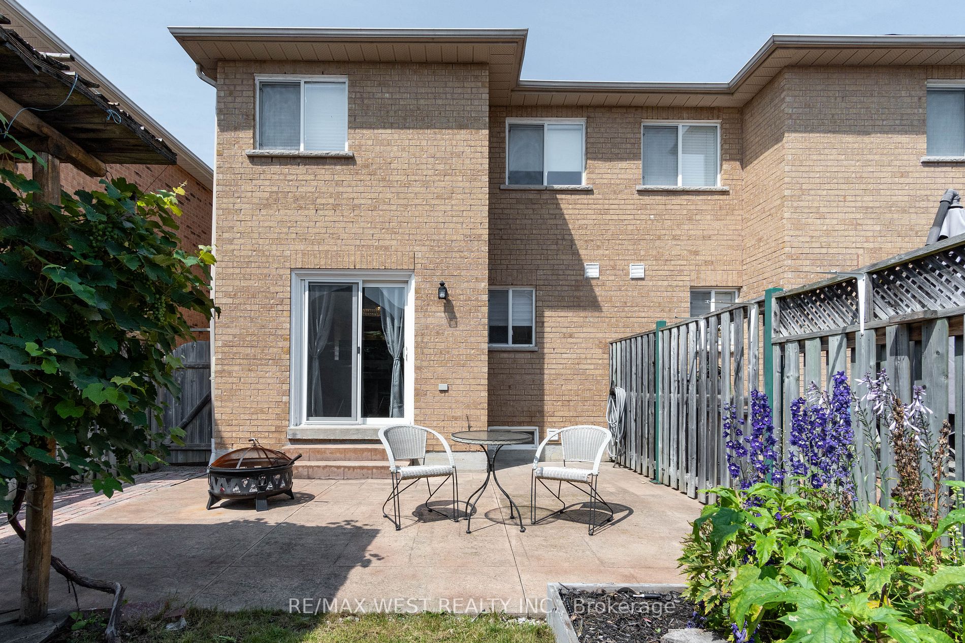 31 Knoll Haven Circle
