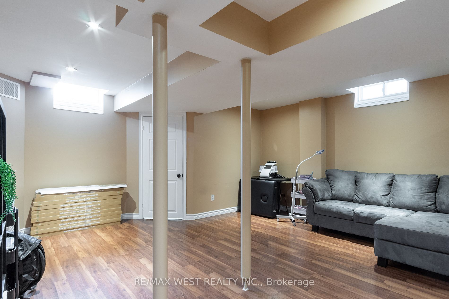 31 Knoll Haven Circle