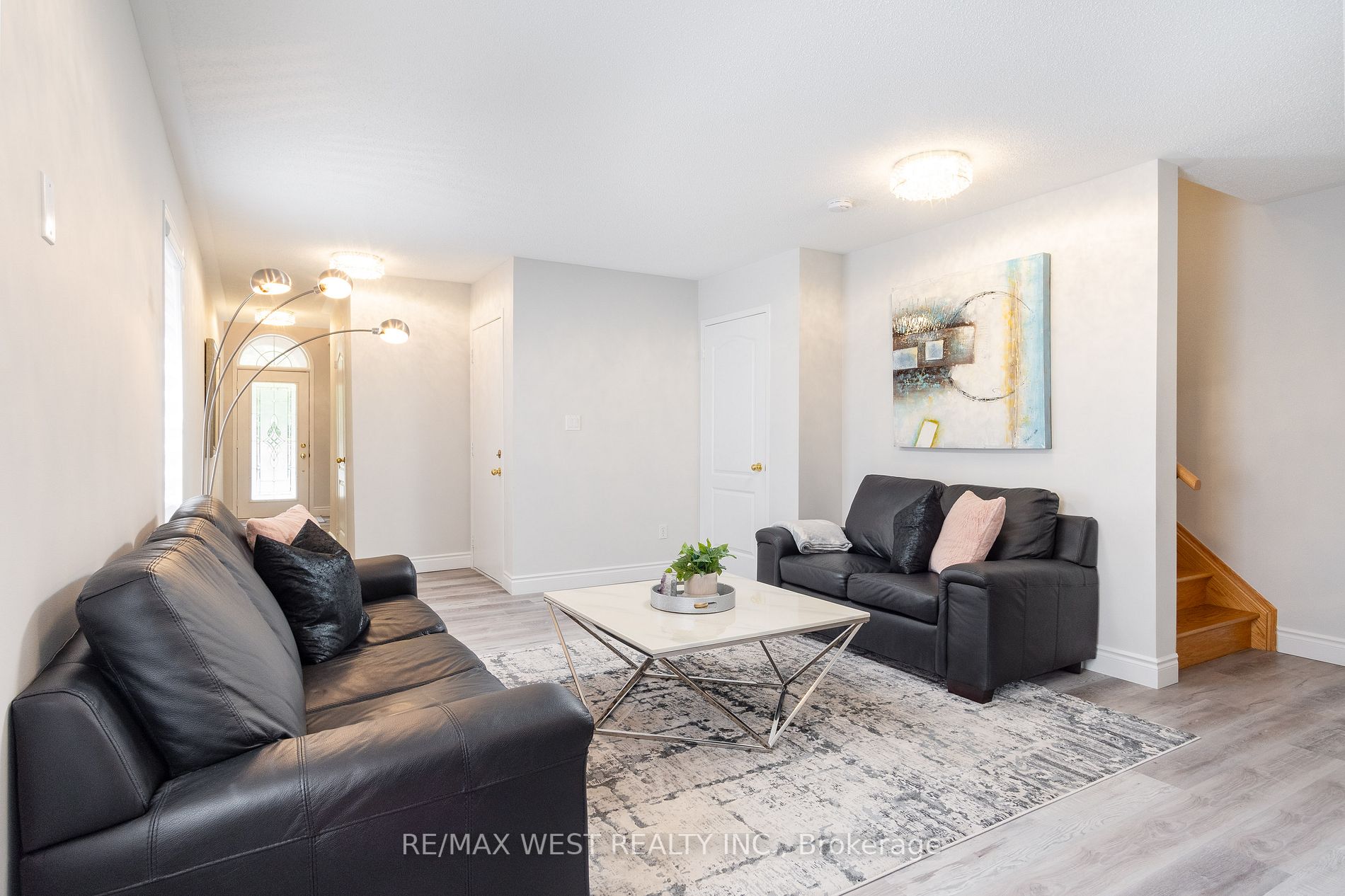 31 Knoll Haven Circle