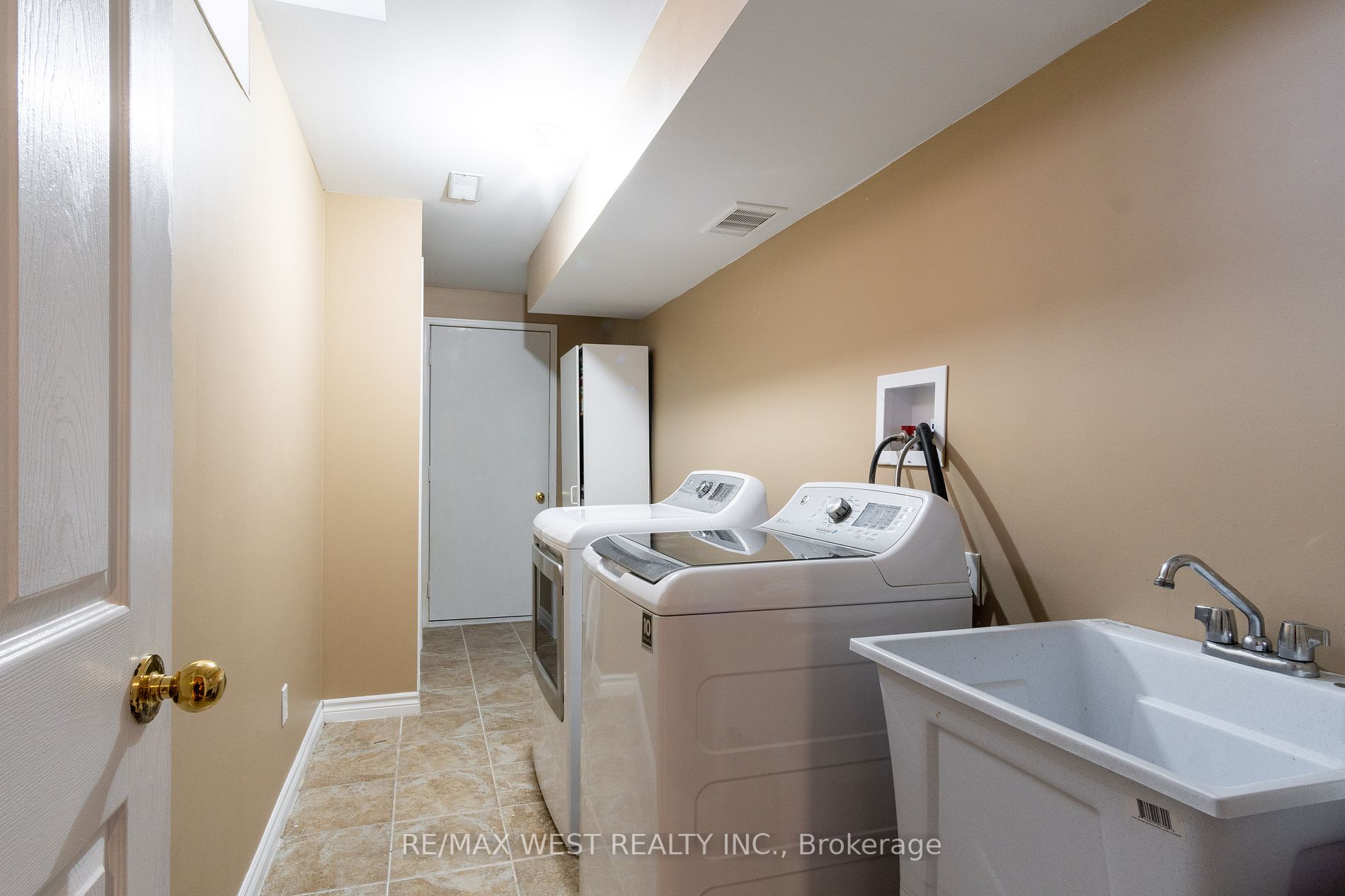 31 Knoll Haven Circle
