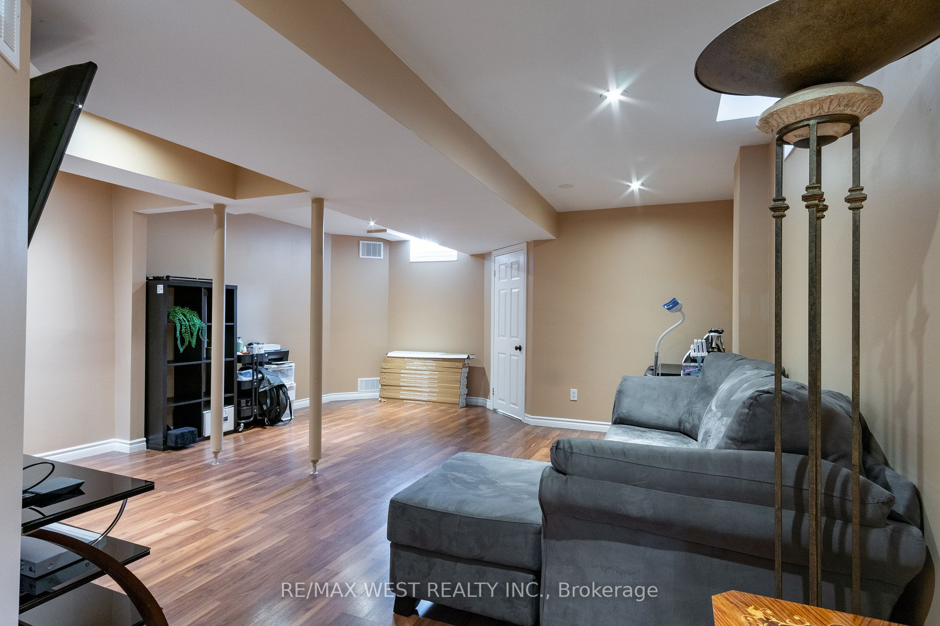 31 Knoll Haven Circle