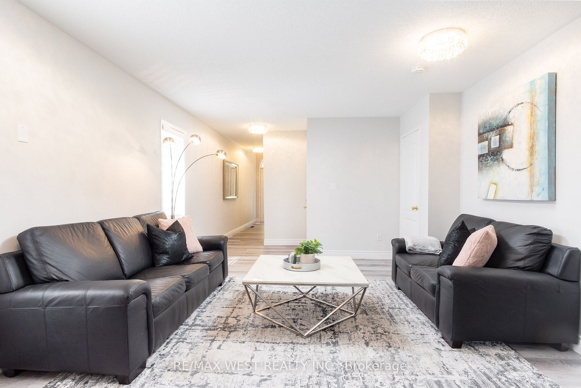 31 Knoll Haven Circle