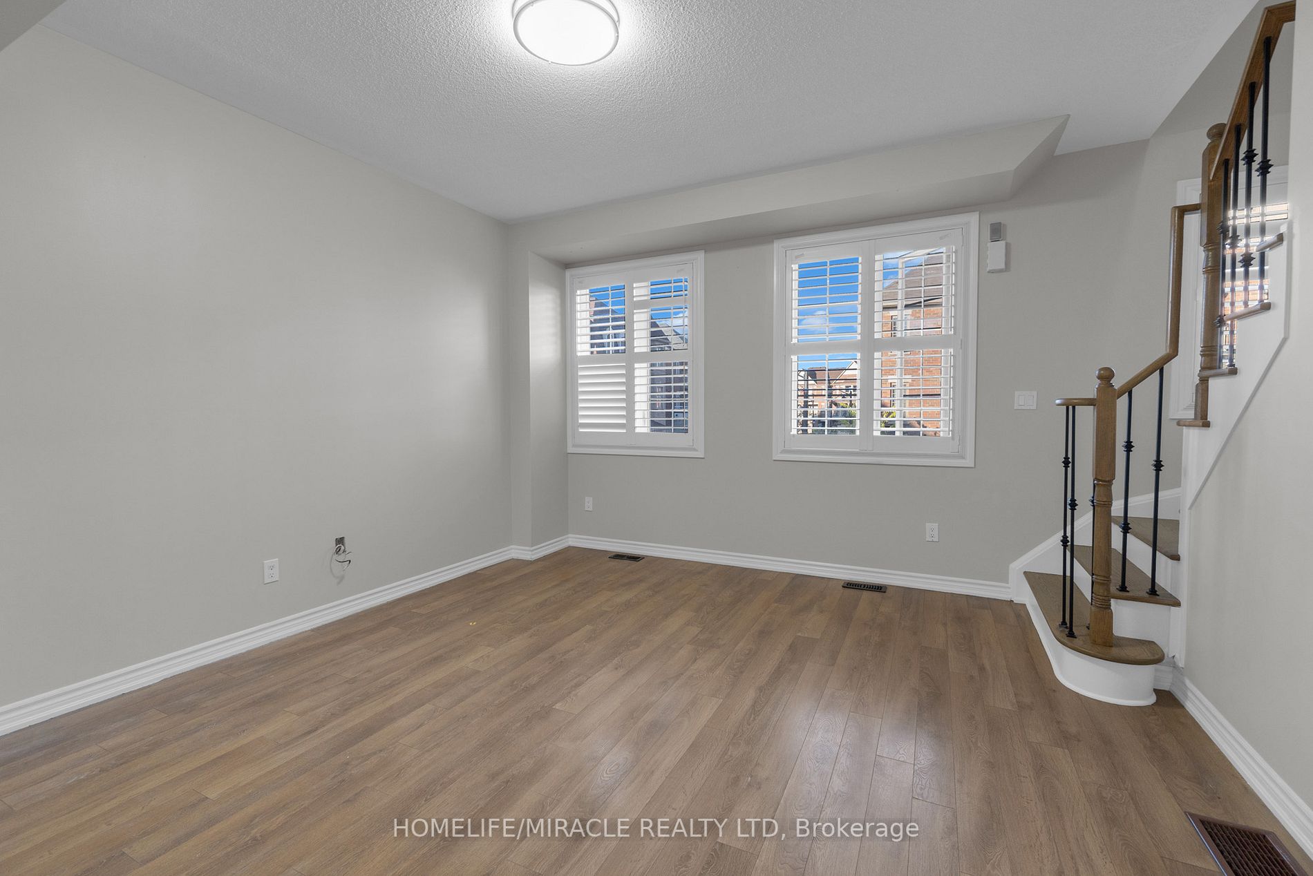 8 Shipmate Avenue