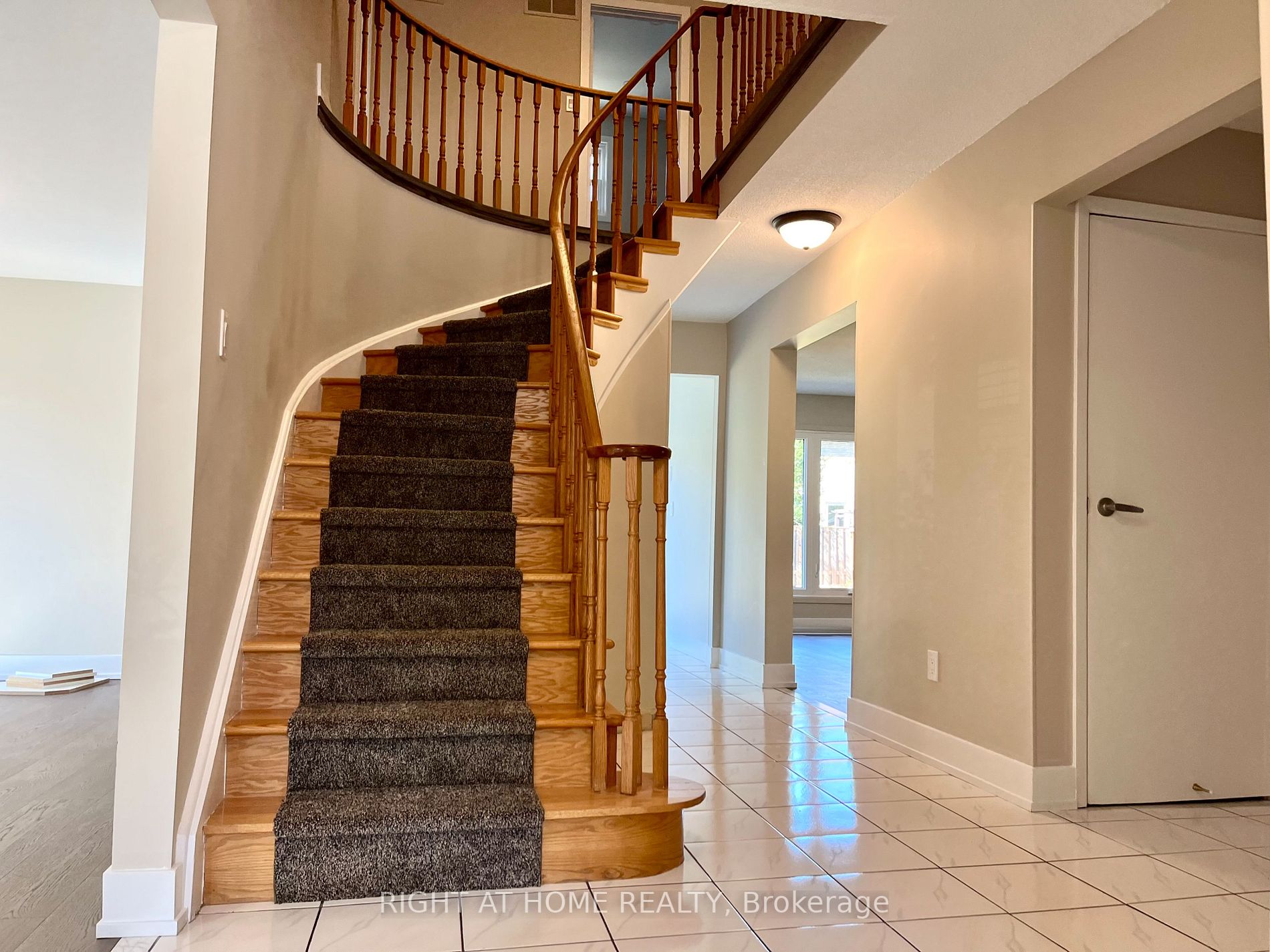 1097 Mannington Crt