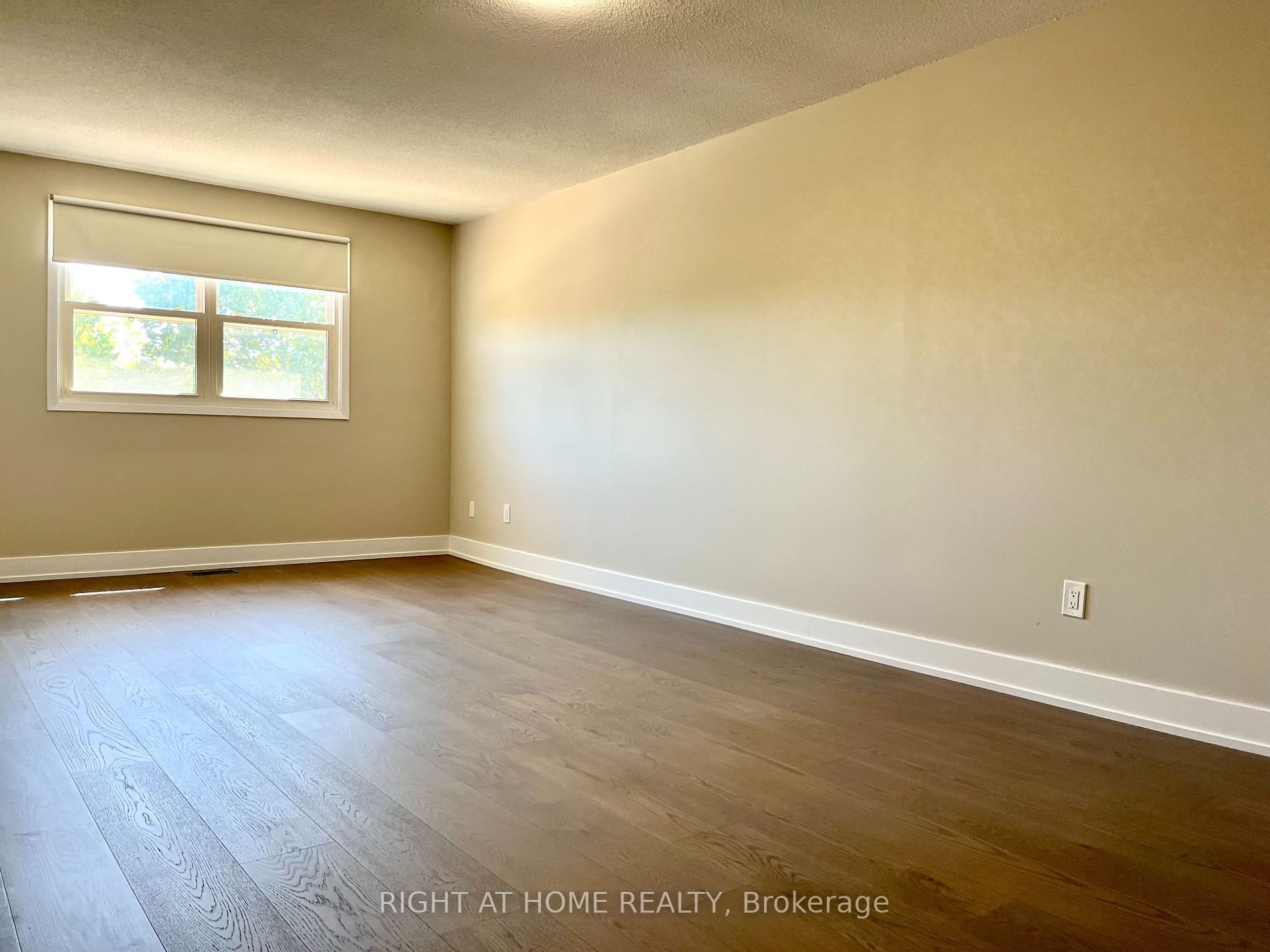 1097 Mannington Crt