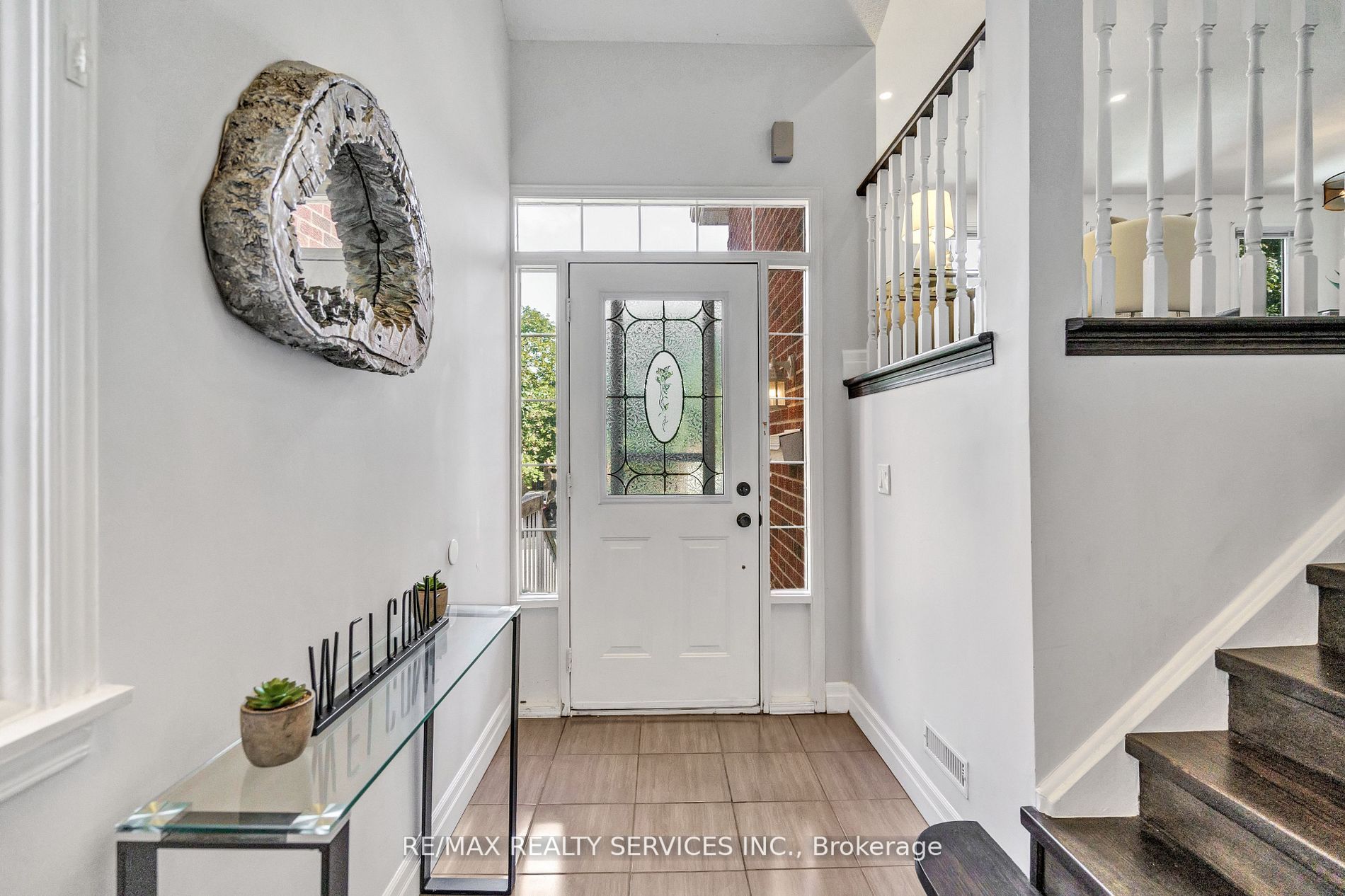 19 Nimrod Cres