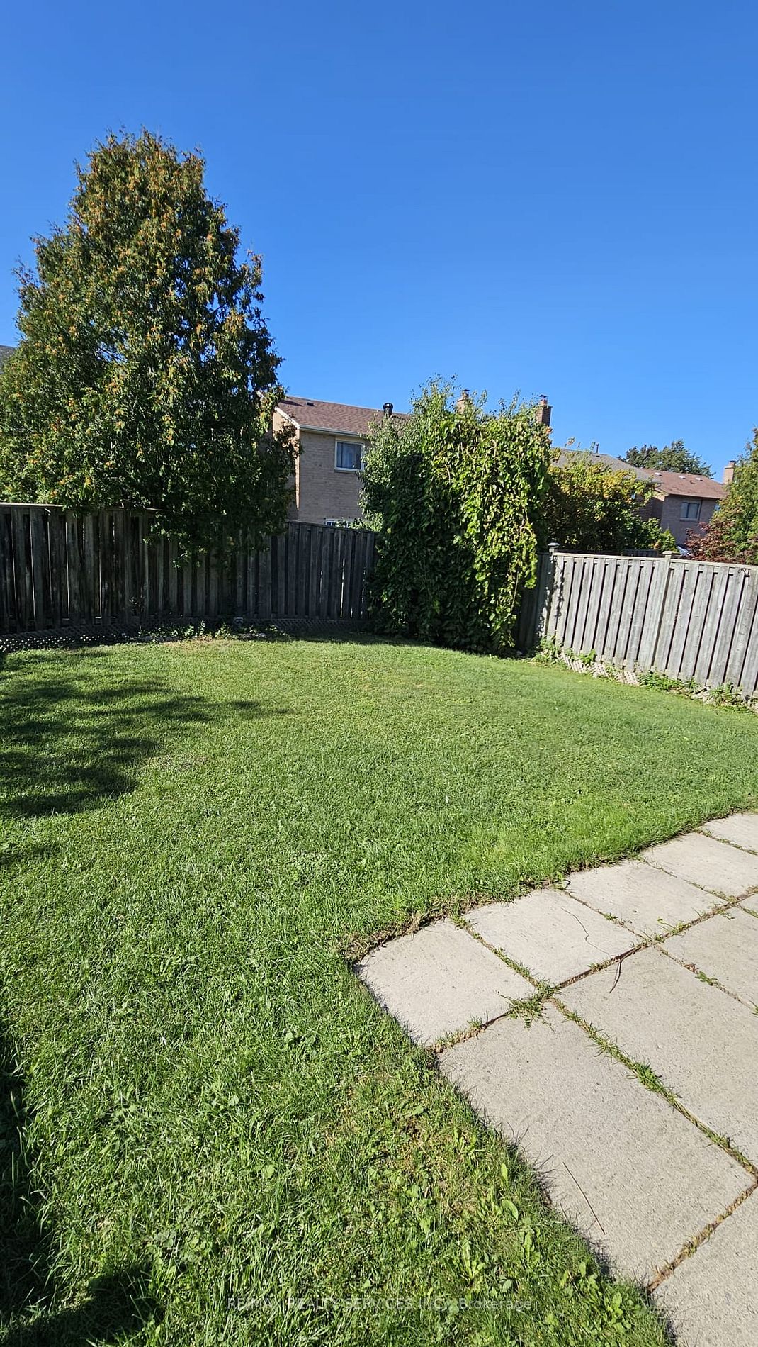 19 Nimrod Cres