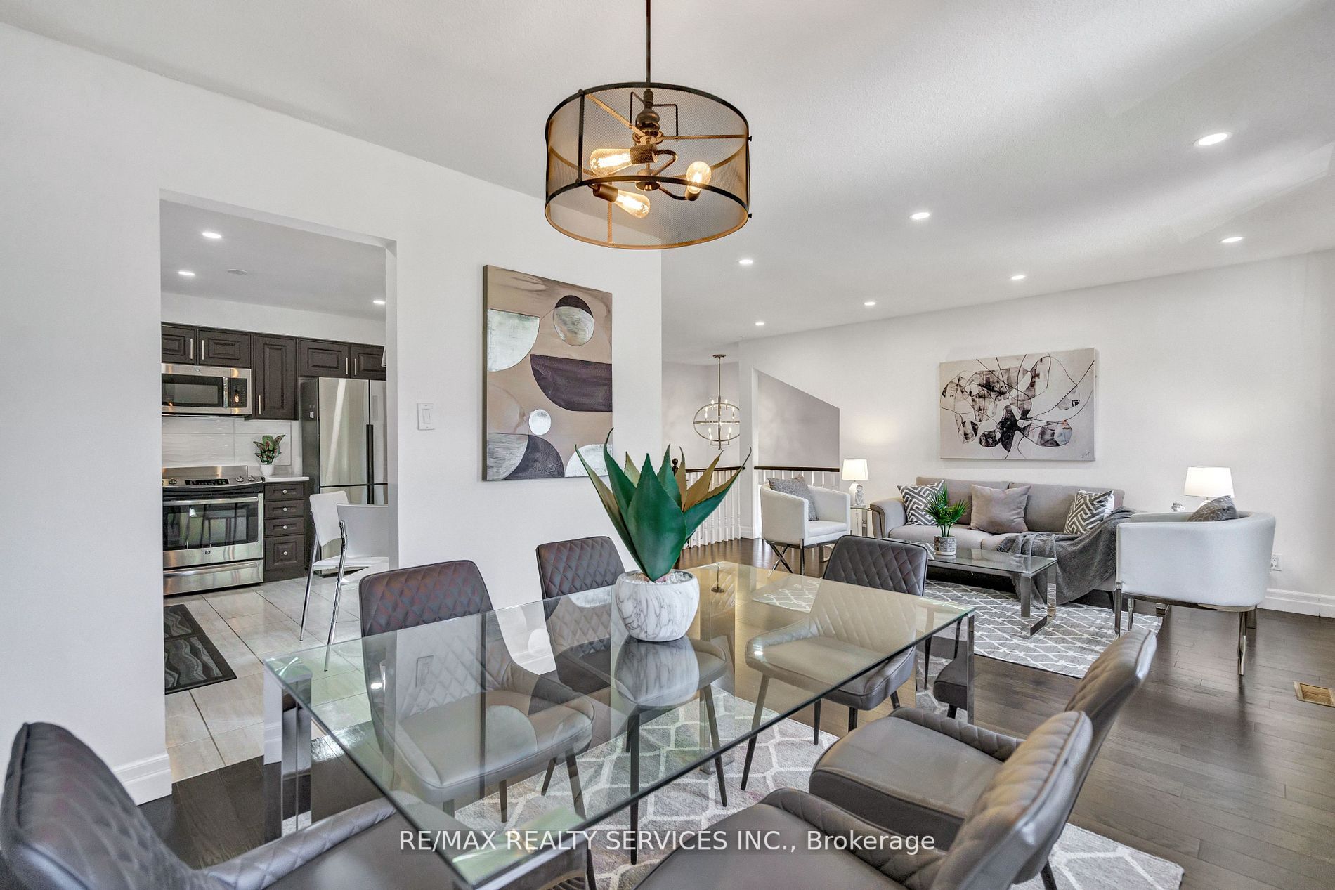 19 Nimrod Cres