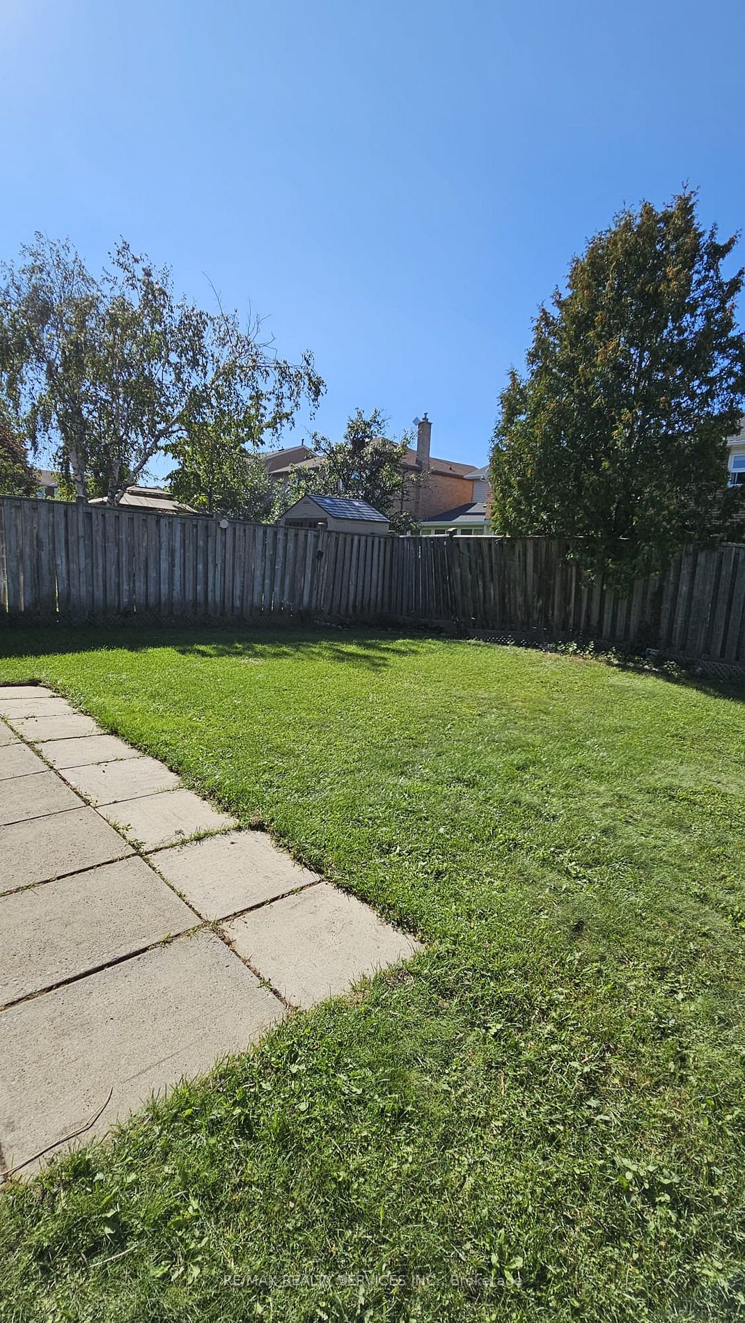 19 Nimrod Cres
