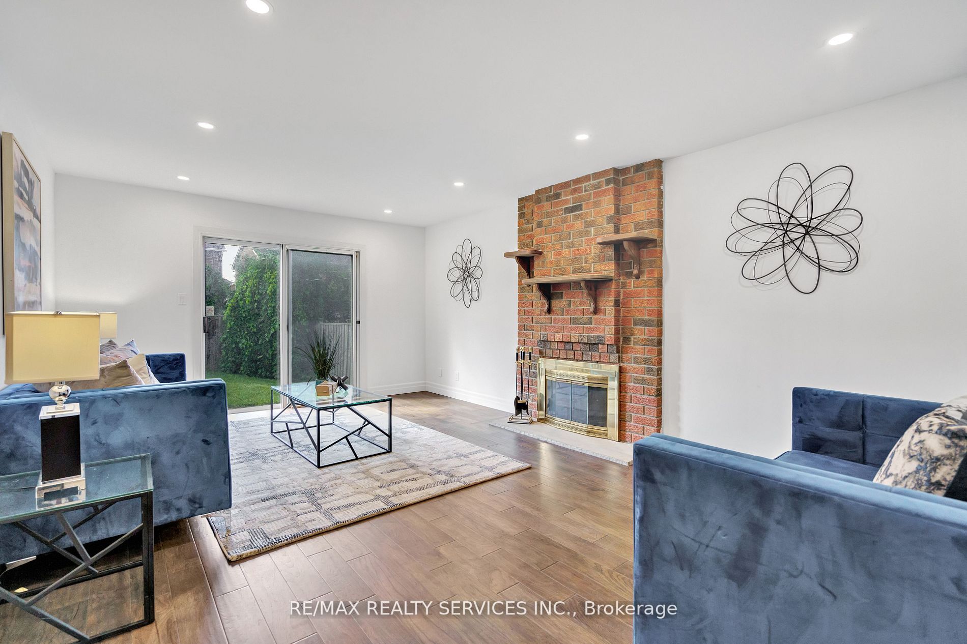 19 Nimrod Cres