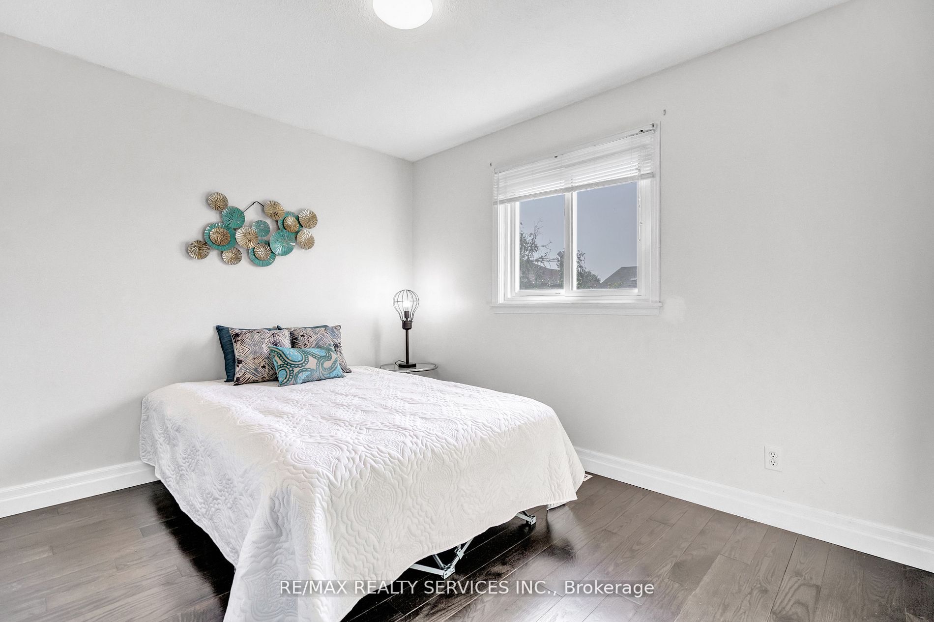 19 Nimrod Cres