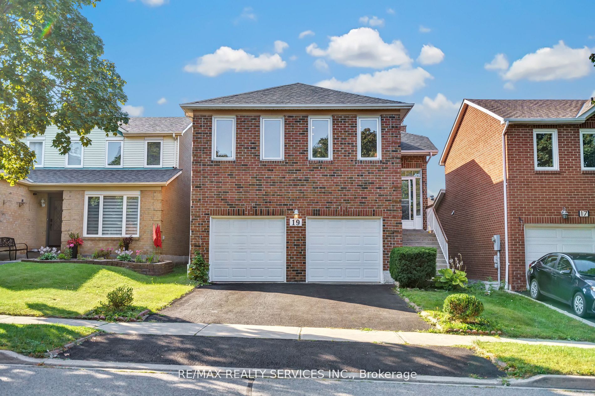 19 Nimrod Cres