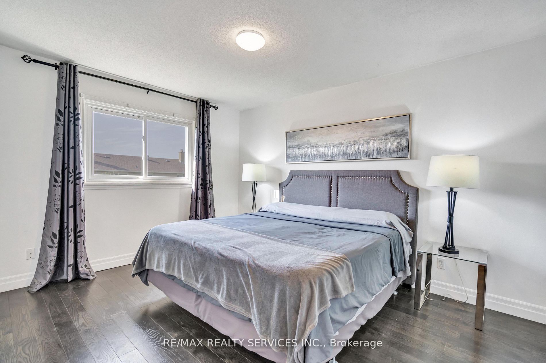 19 Nimrod Cres