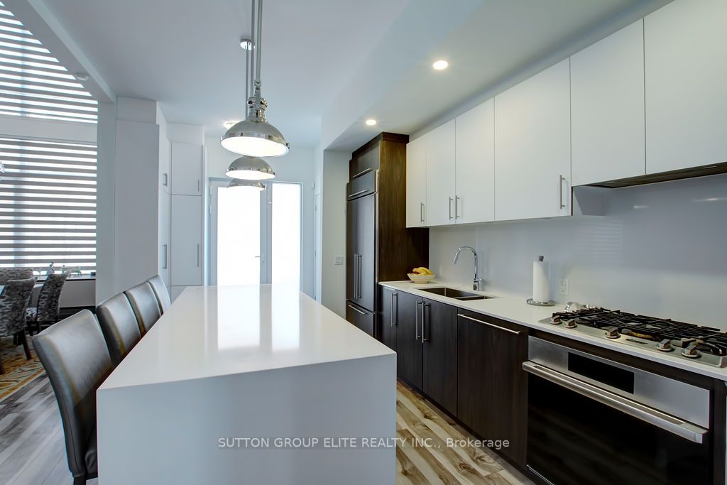 81 High Street E, #1