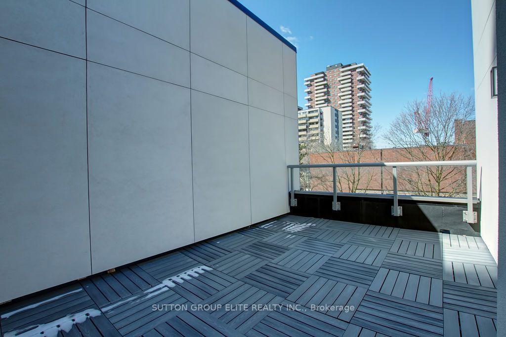 81 High Street E, #1