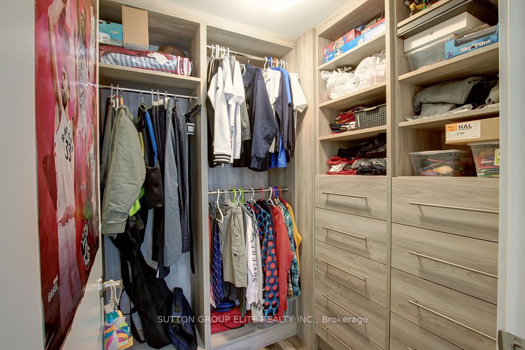 81 High Street E, #1