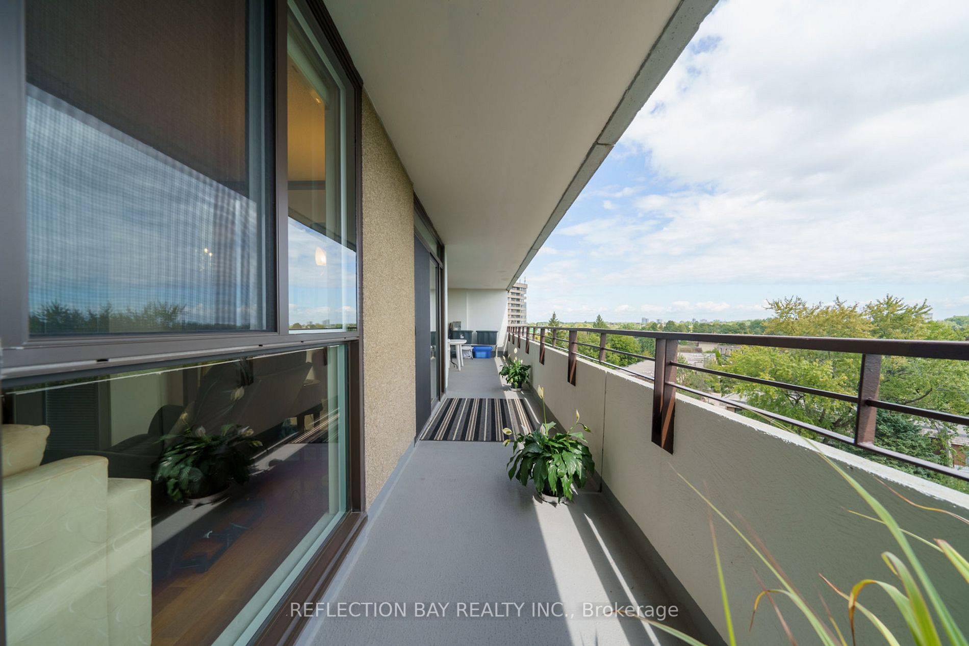 1320 Mississauga Valley Blvd, #706