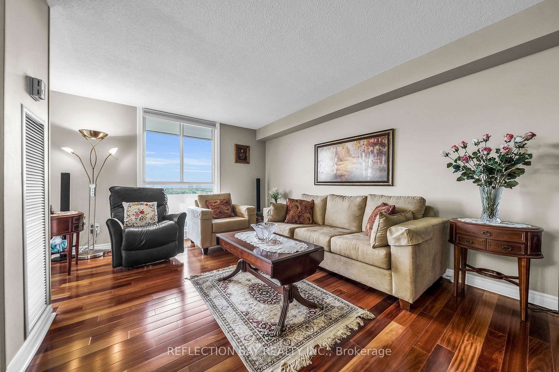 1320 Mississauga Valley Blvd, #706