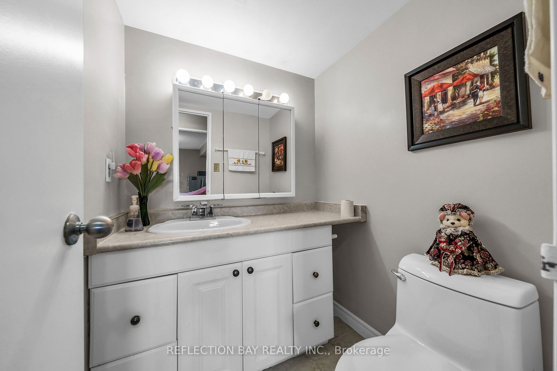 1320 Mississauga Valley Blvd, #706