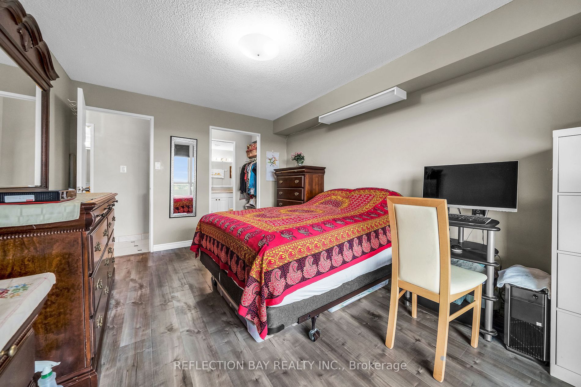 1320 Mississauga Valley Blvd, #706