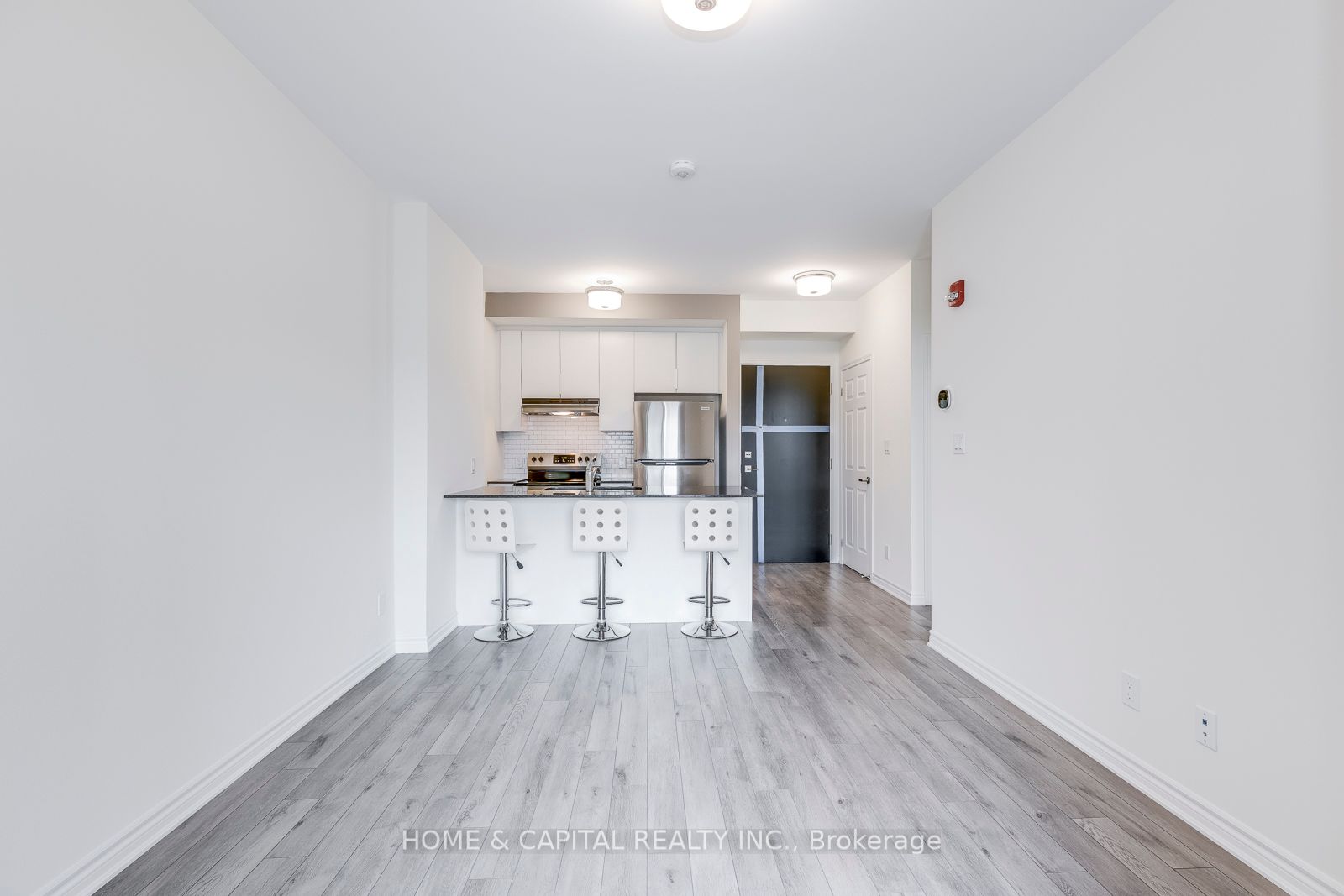 200 Lagerfeld Drive, #326