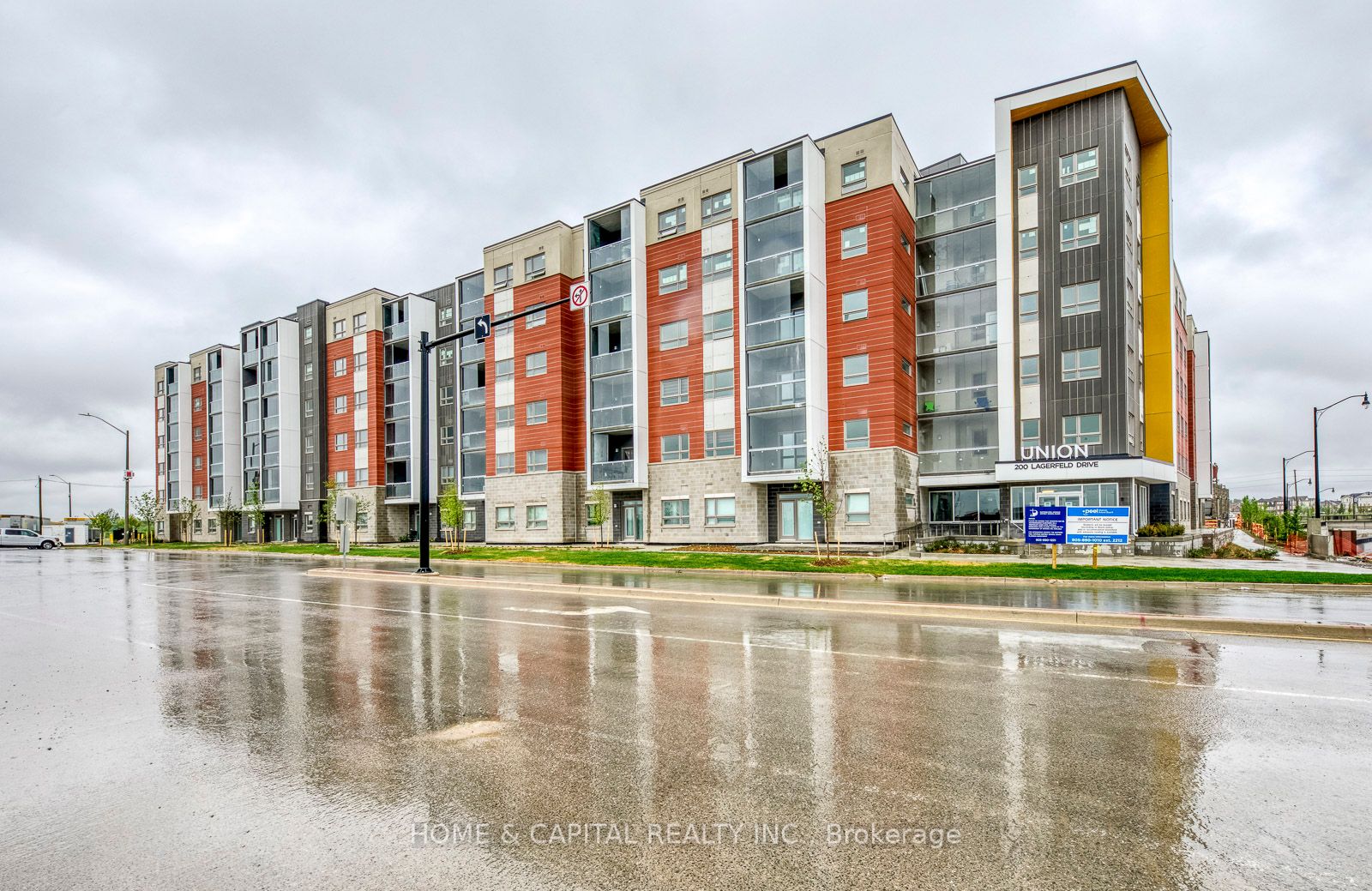200 Lagerfeld Dr, #326