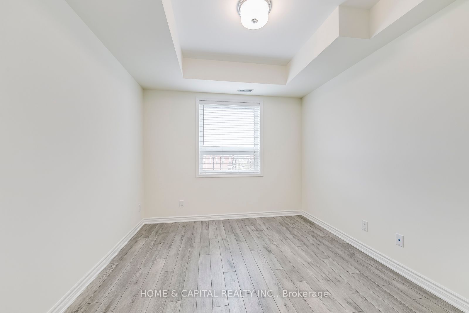 200 Lagerfeld Drive, #326